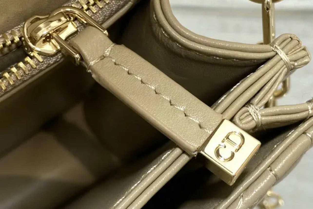 My D Top Handle