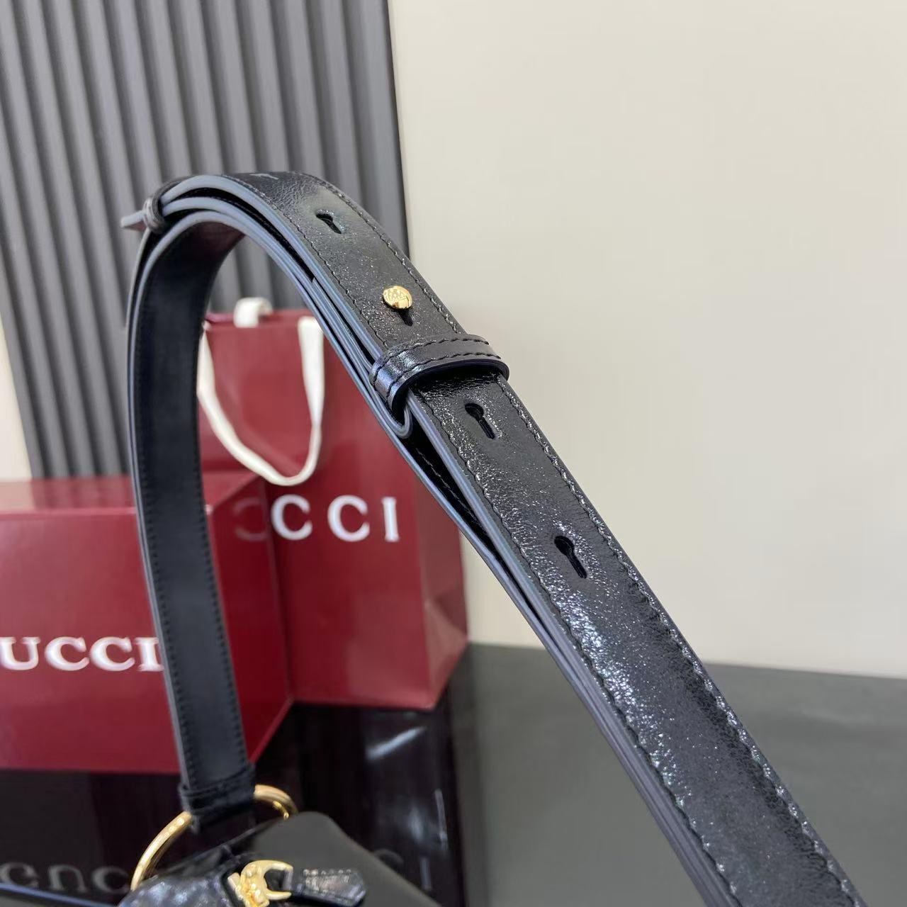 Half Horsebit Bag