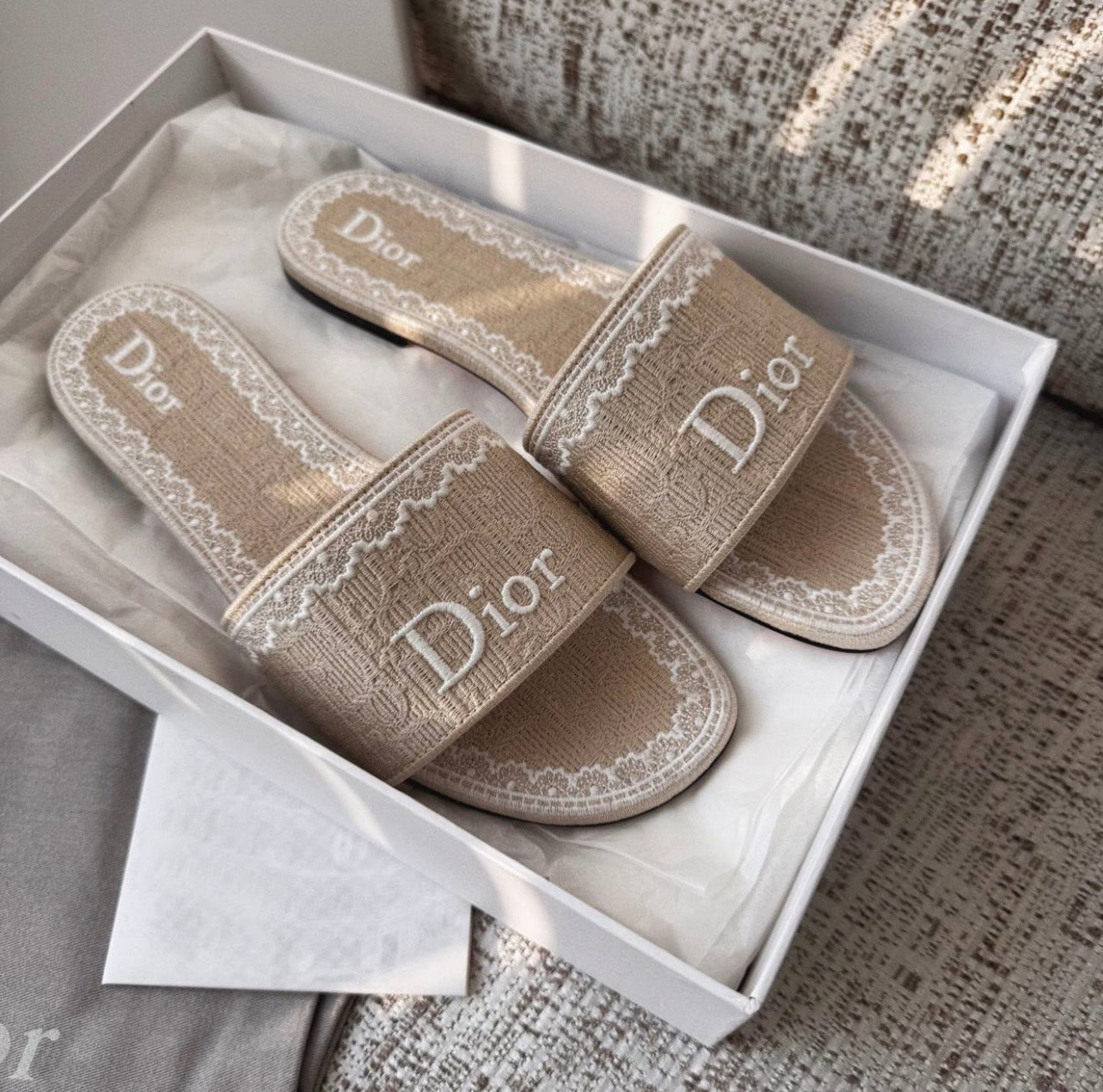 Dway Mules
