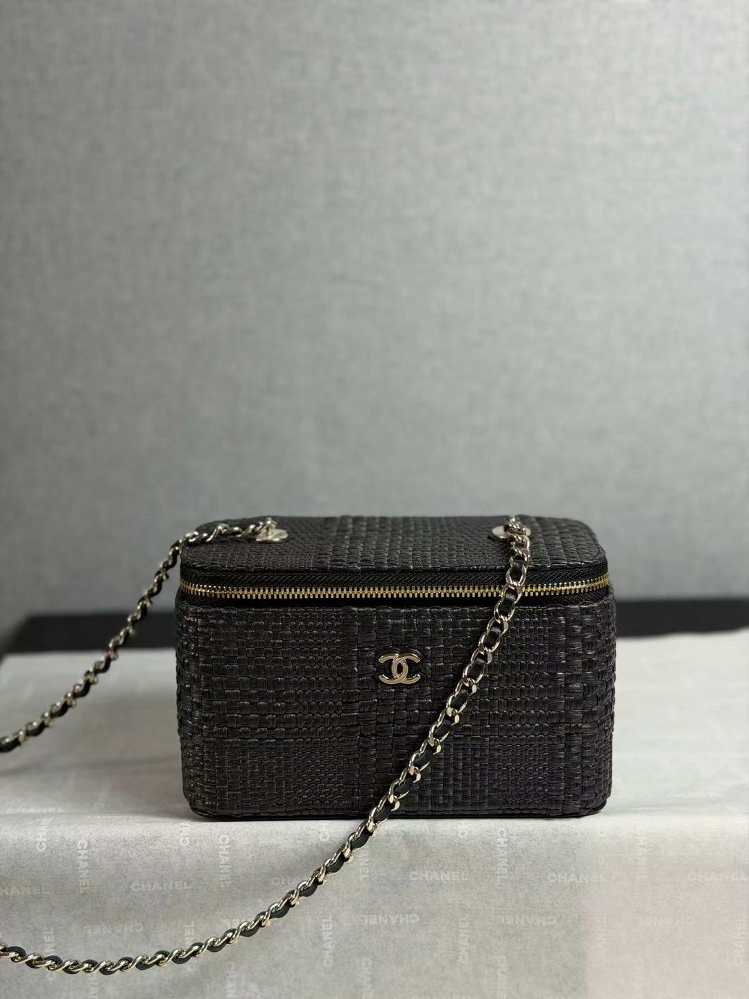 Mini Raffia Vanity