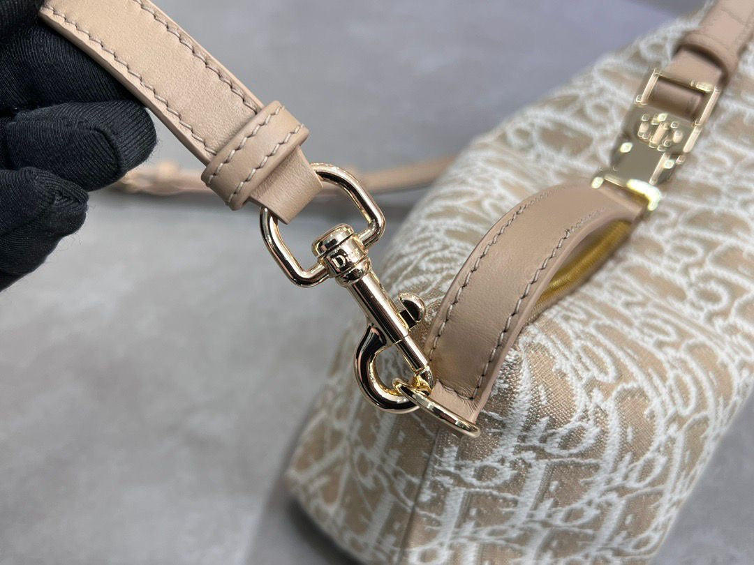 Pouch Bag