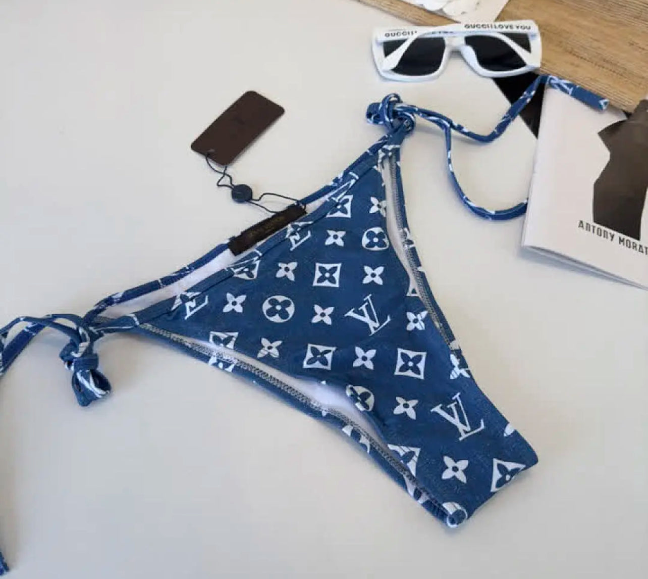 Logo Bikini