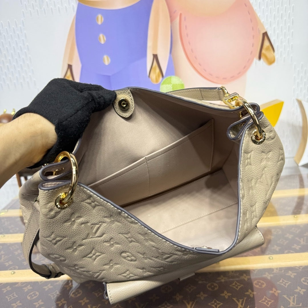Metis Hobo