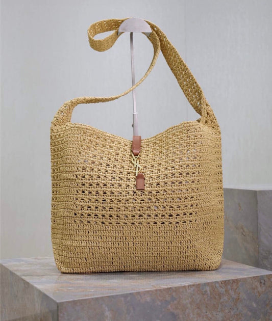 Raffia Hobo
