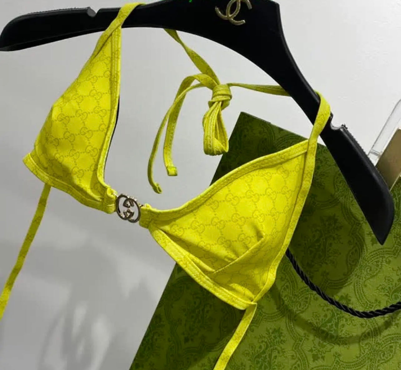 Logo Bikini