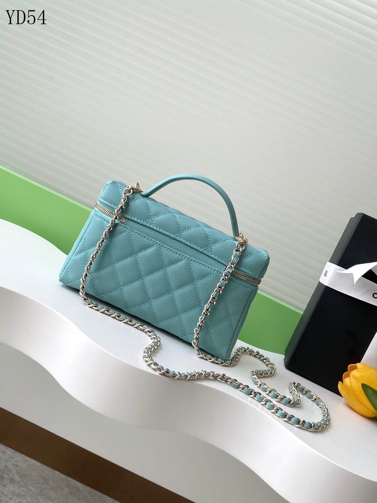 Trendy Vanity