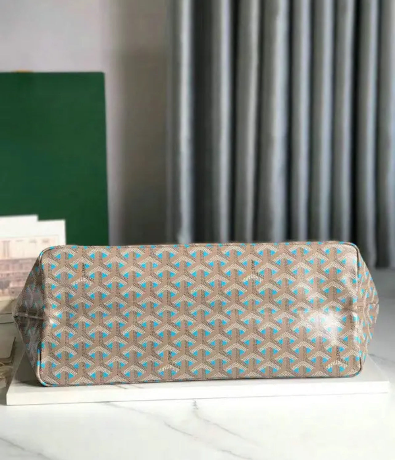 Saint Louis Tote