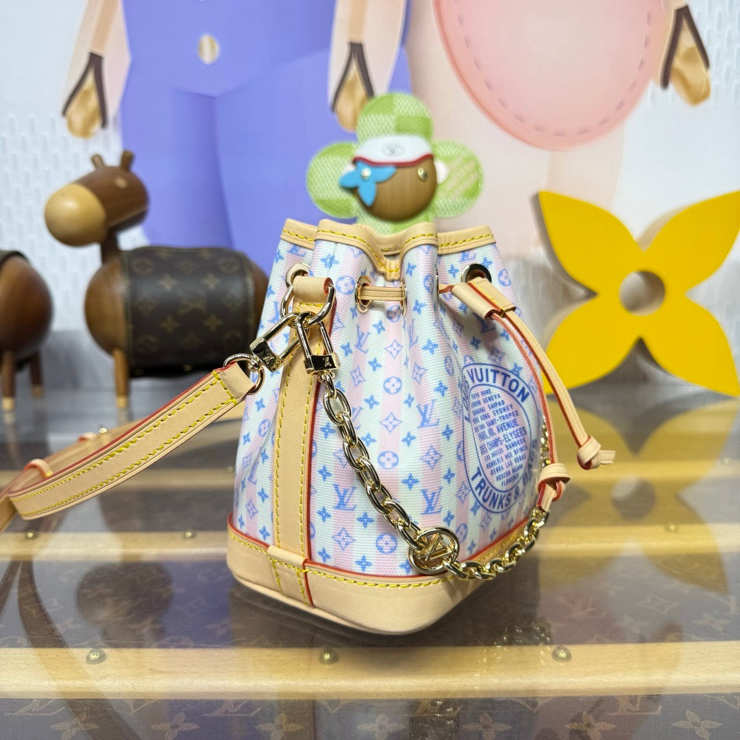 Nano Noe Bucket Bag