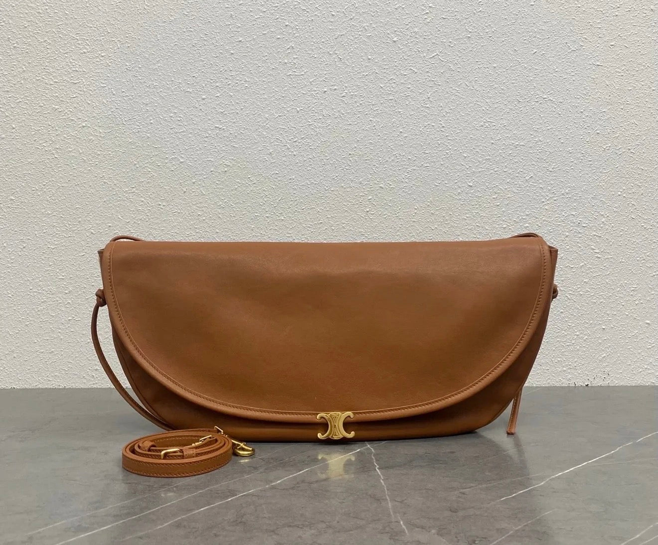 Halfmoon Bag