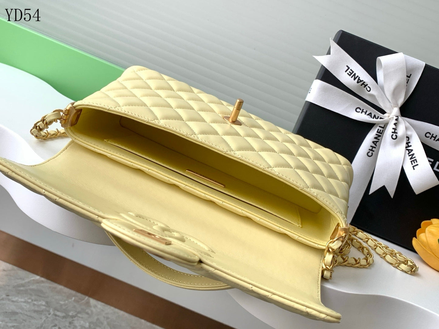 25 Flap Bag
