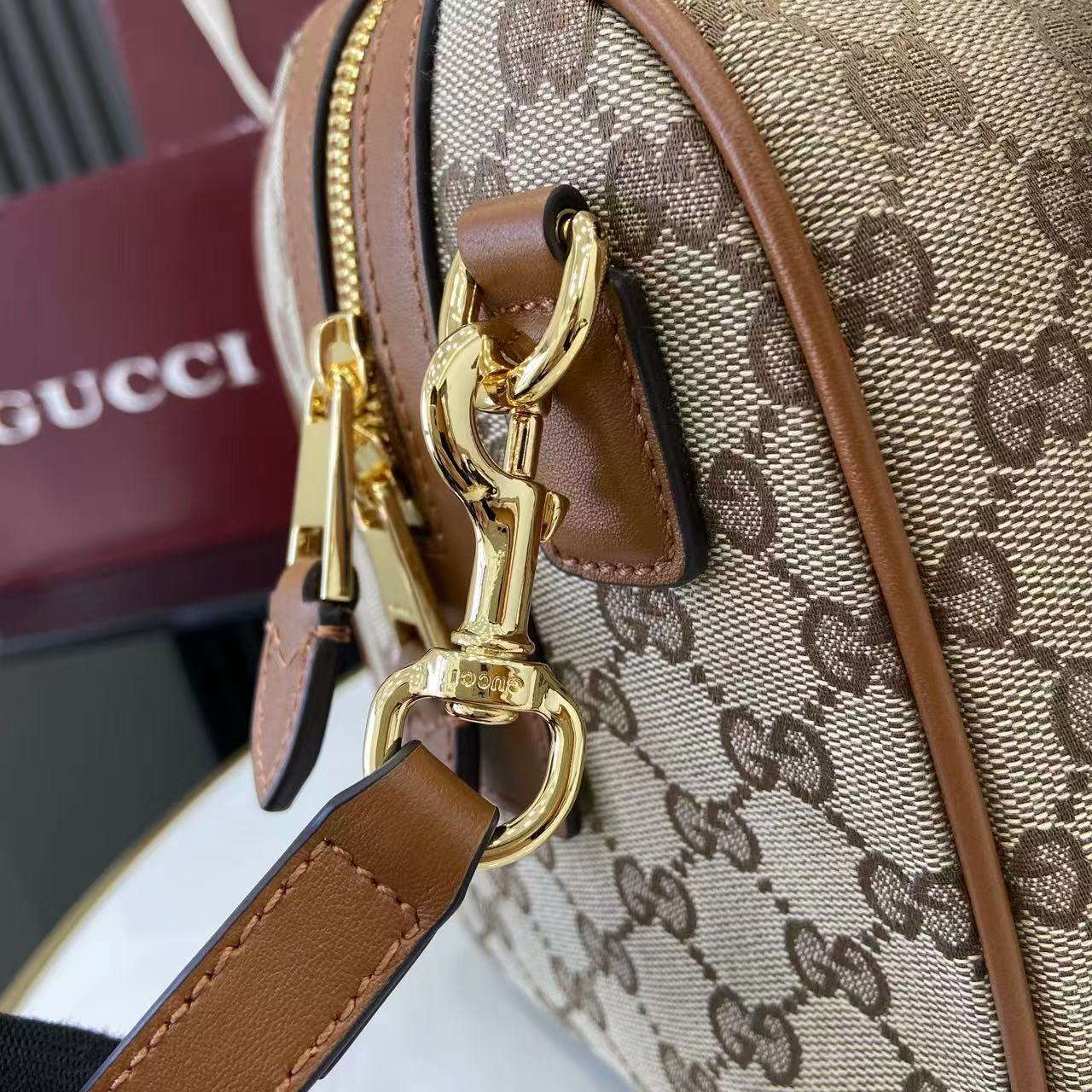 Ophidia Boston Bag