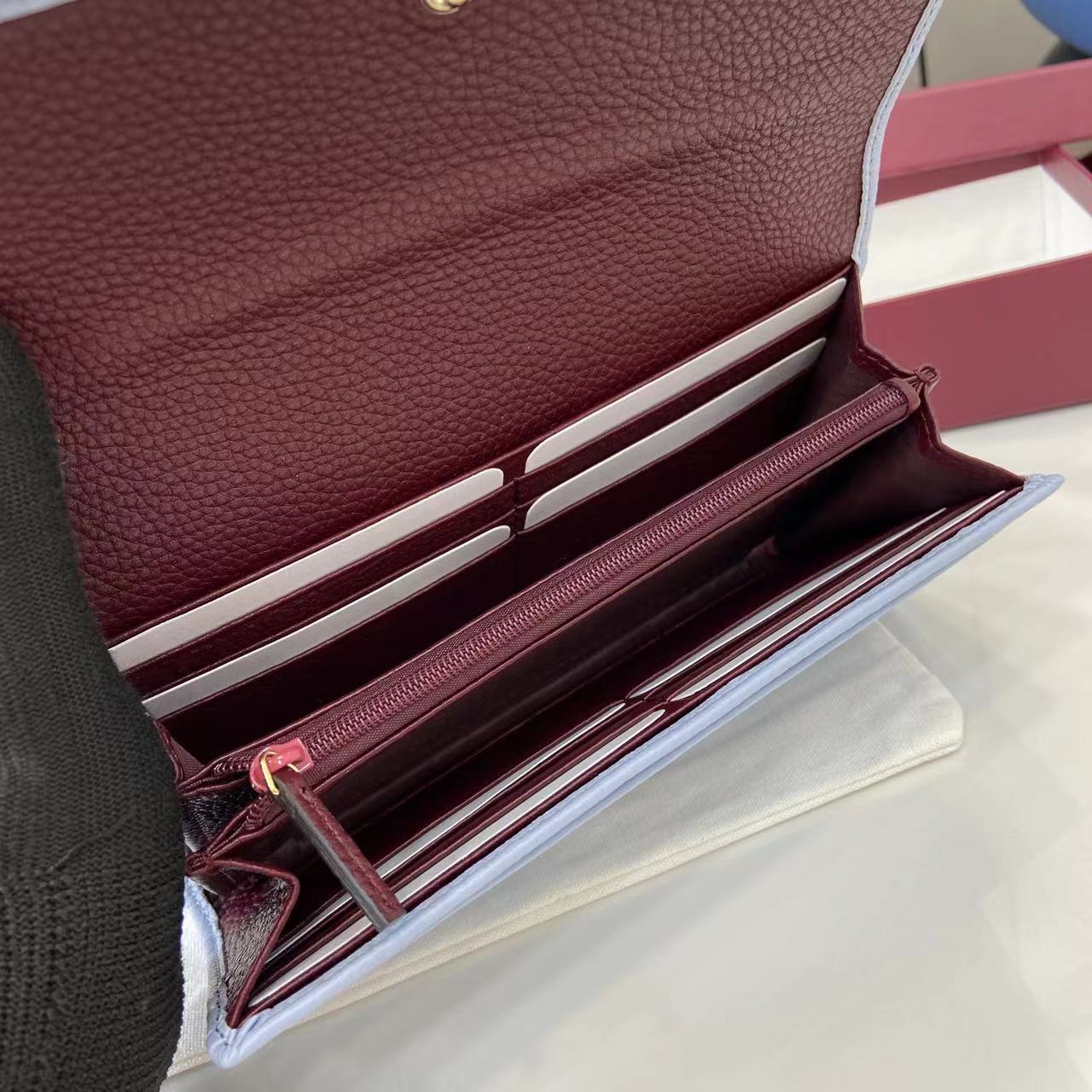 Continental Wallet