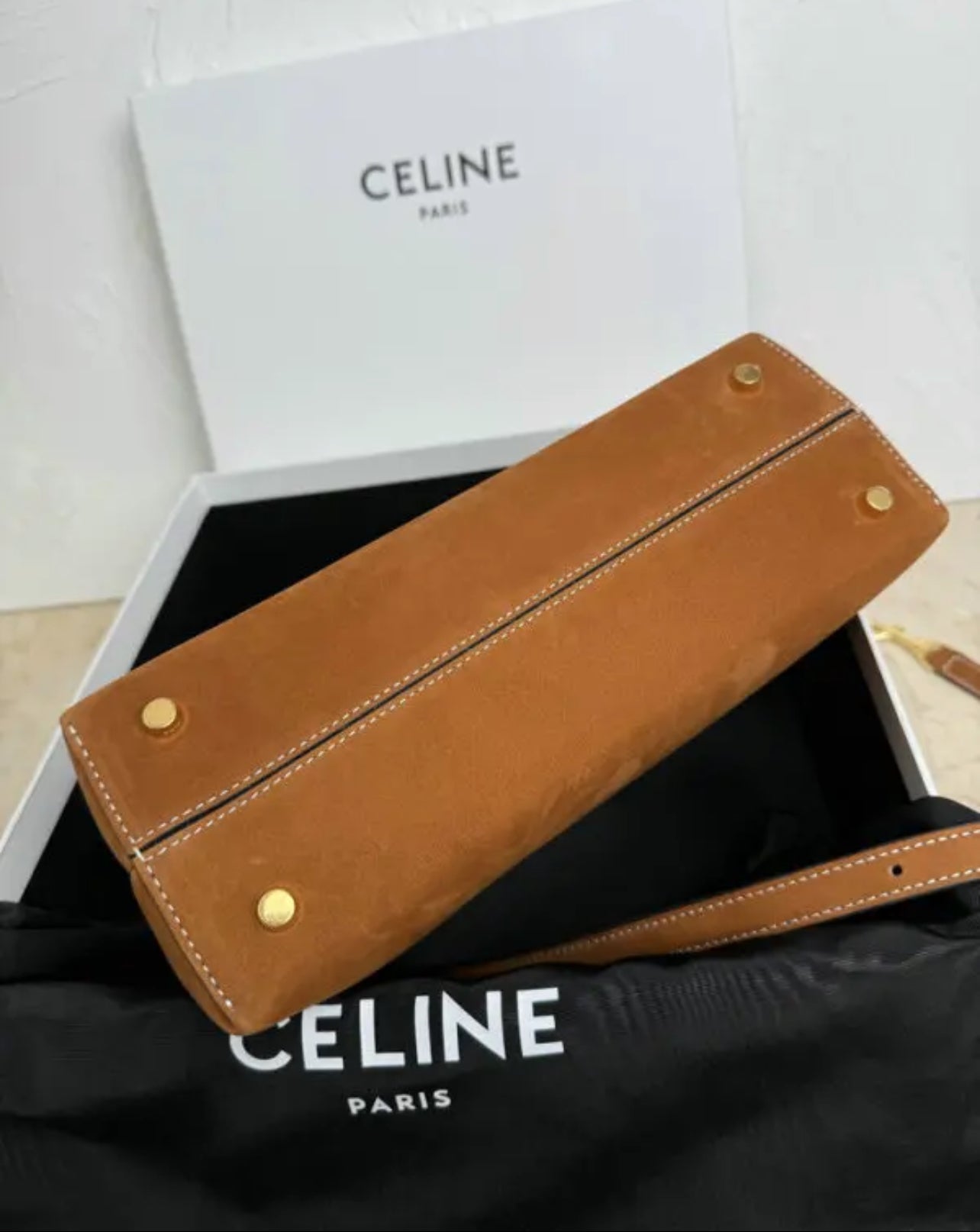 Nino Suede