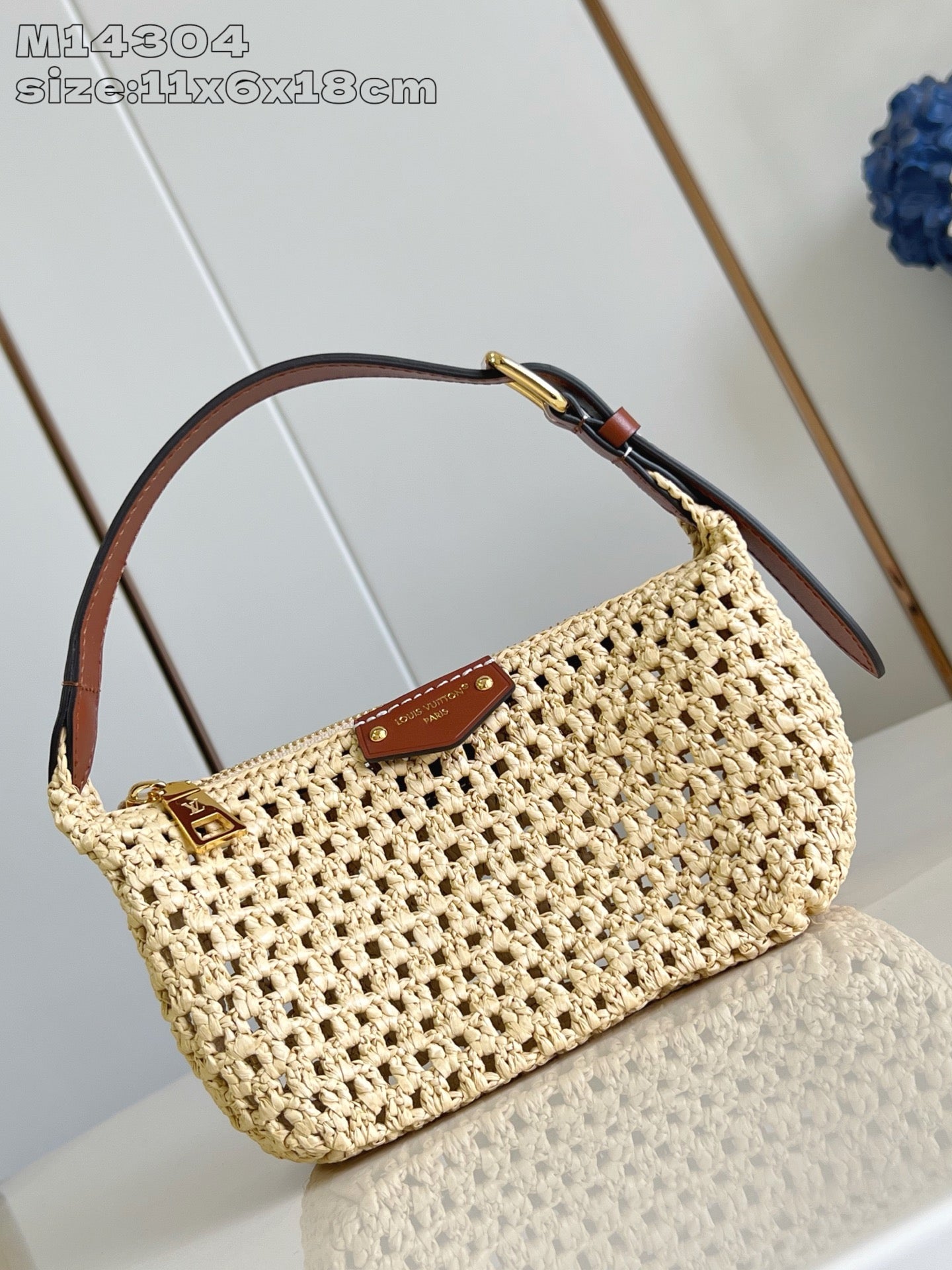Hills Pochette