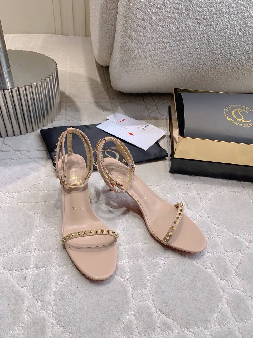 So Me Sandals
