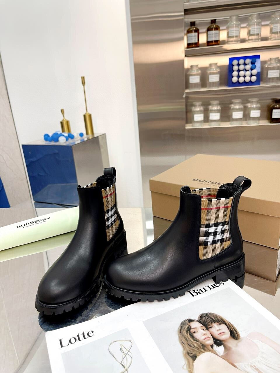 Check Boots
