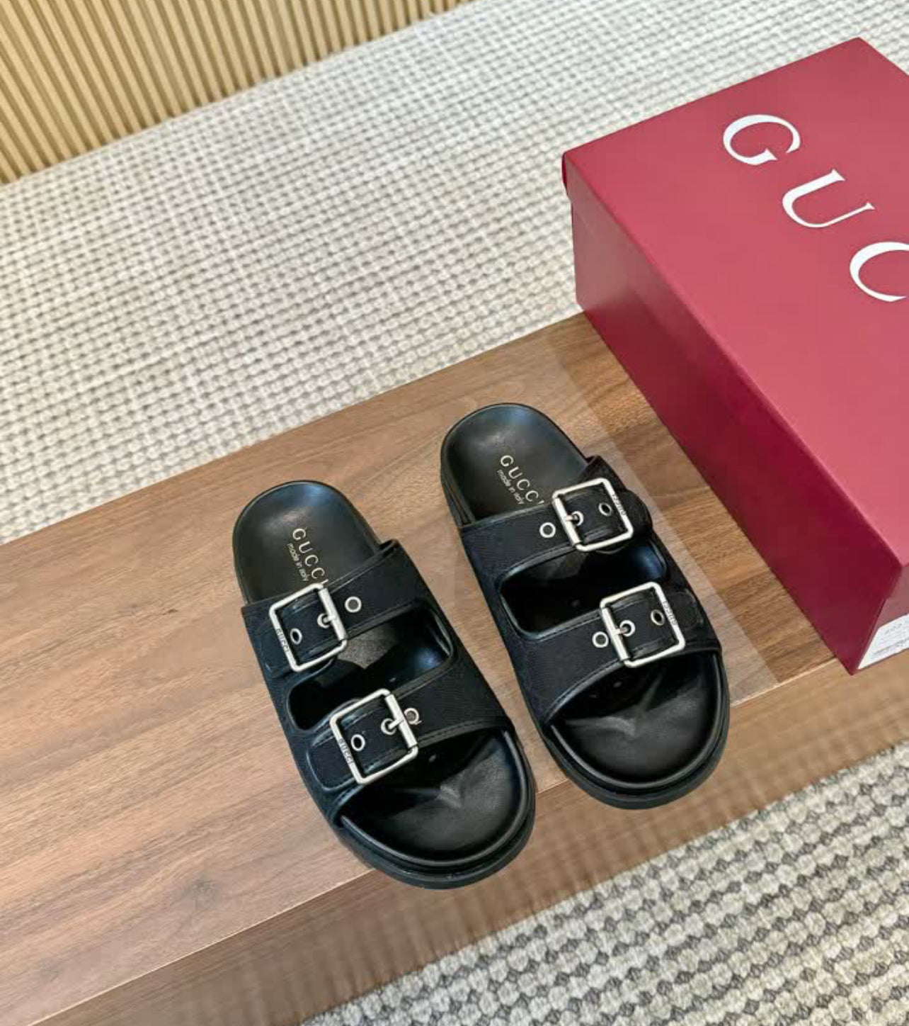 GG Sandals