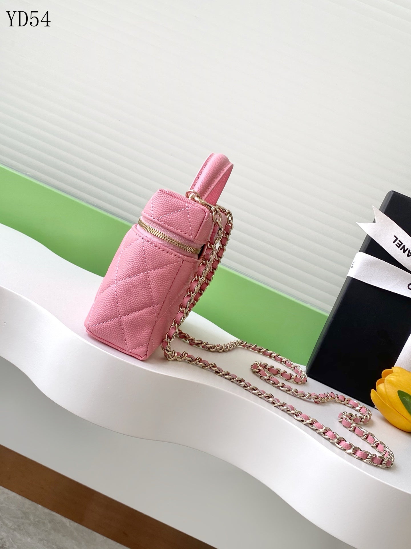 Trendy Vanity