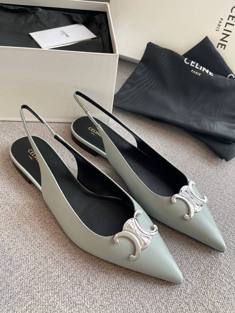 Alma Pumps