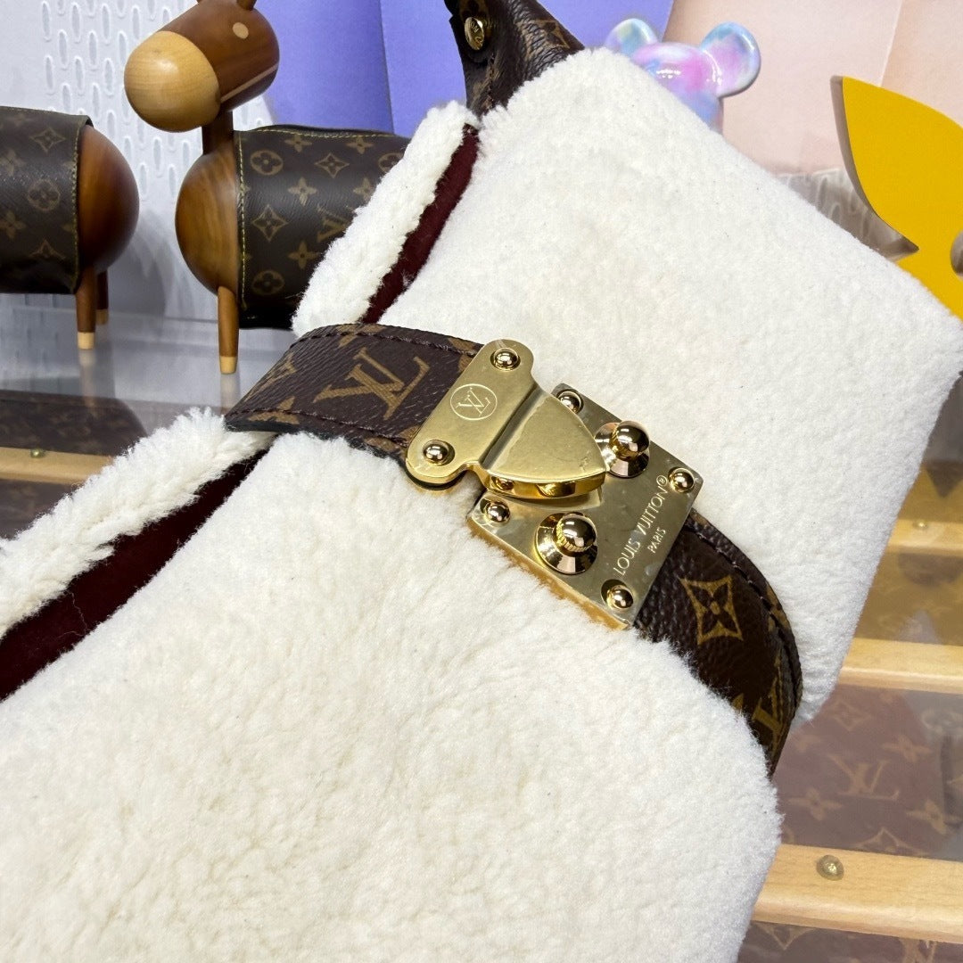 Pochette Mia