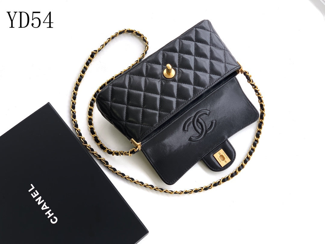 Horizontal Flap Bag
