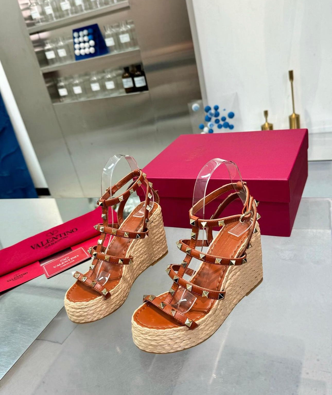Rockstud Wedges
