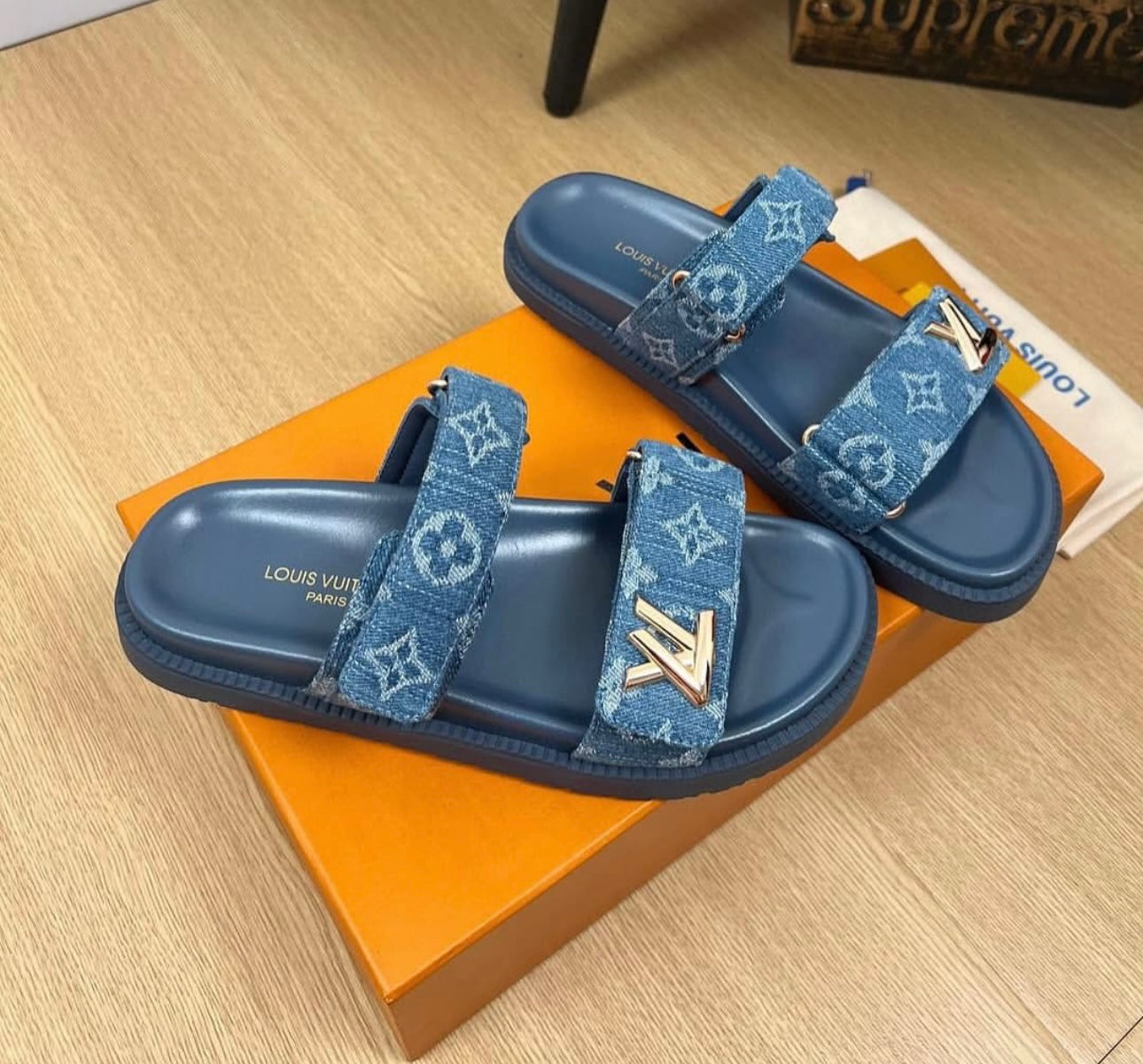 Bom Dia Sandals