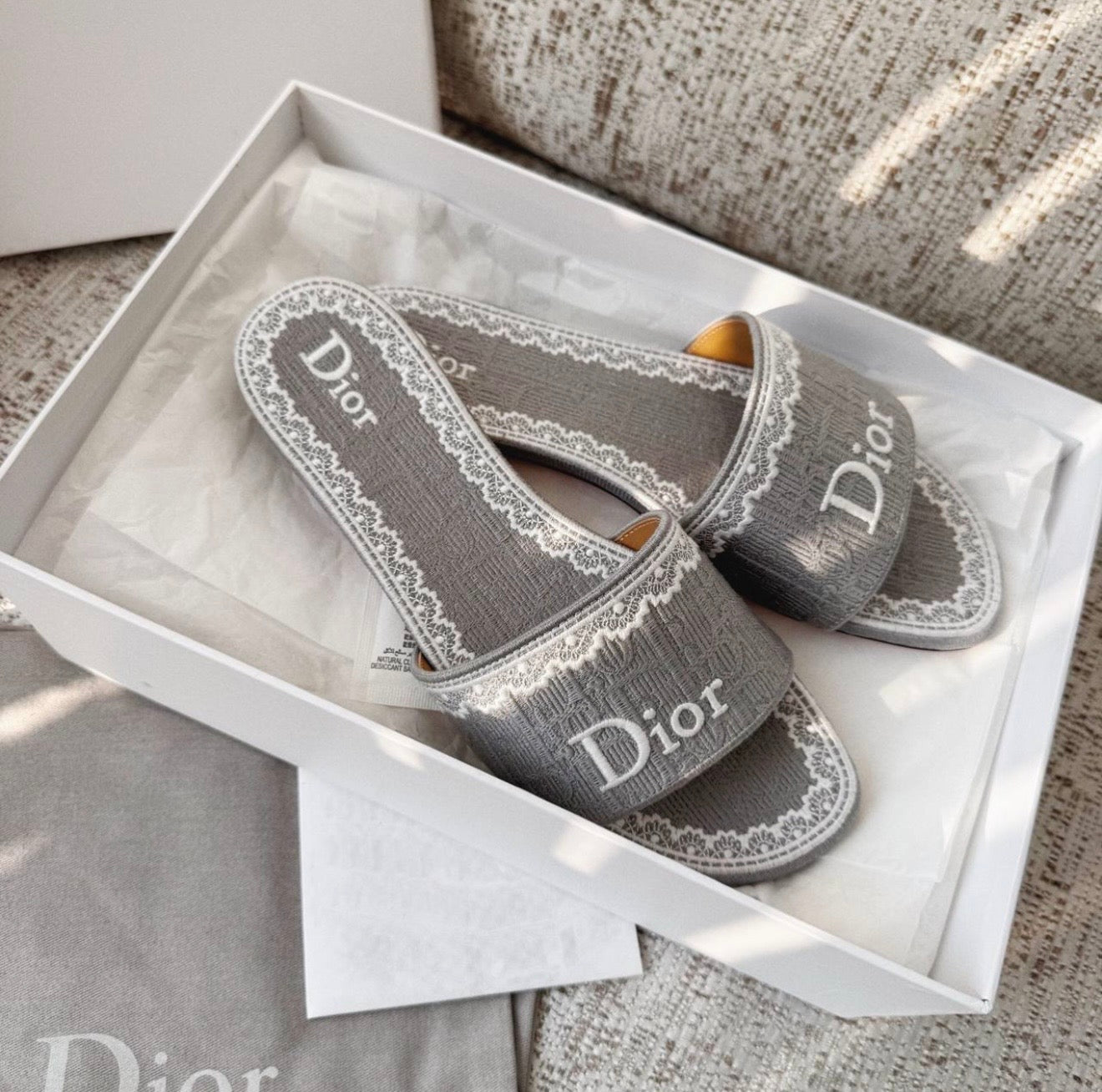 Dway Mules