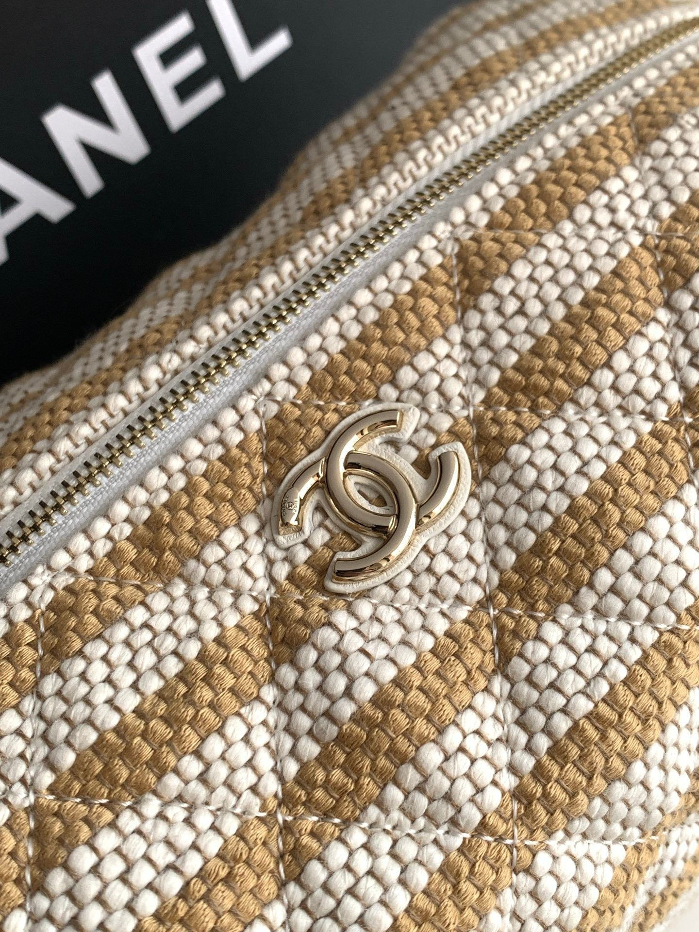CC Pouch