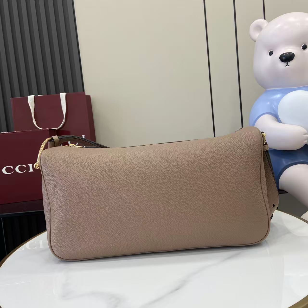 Half Horsebit Bag