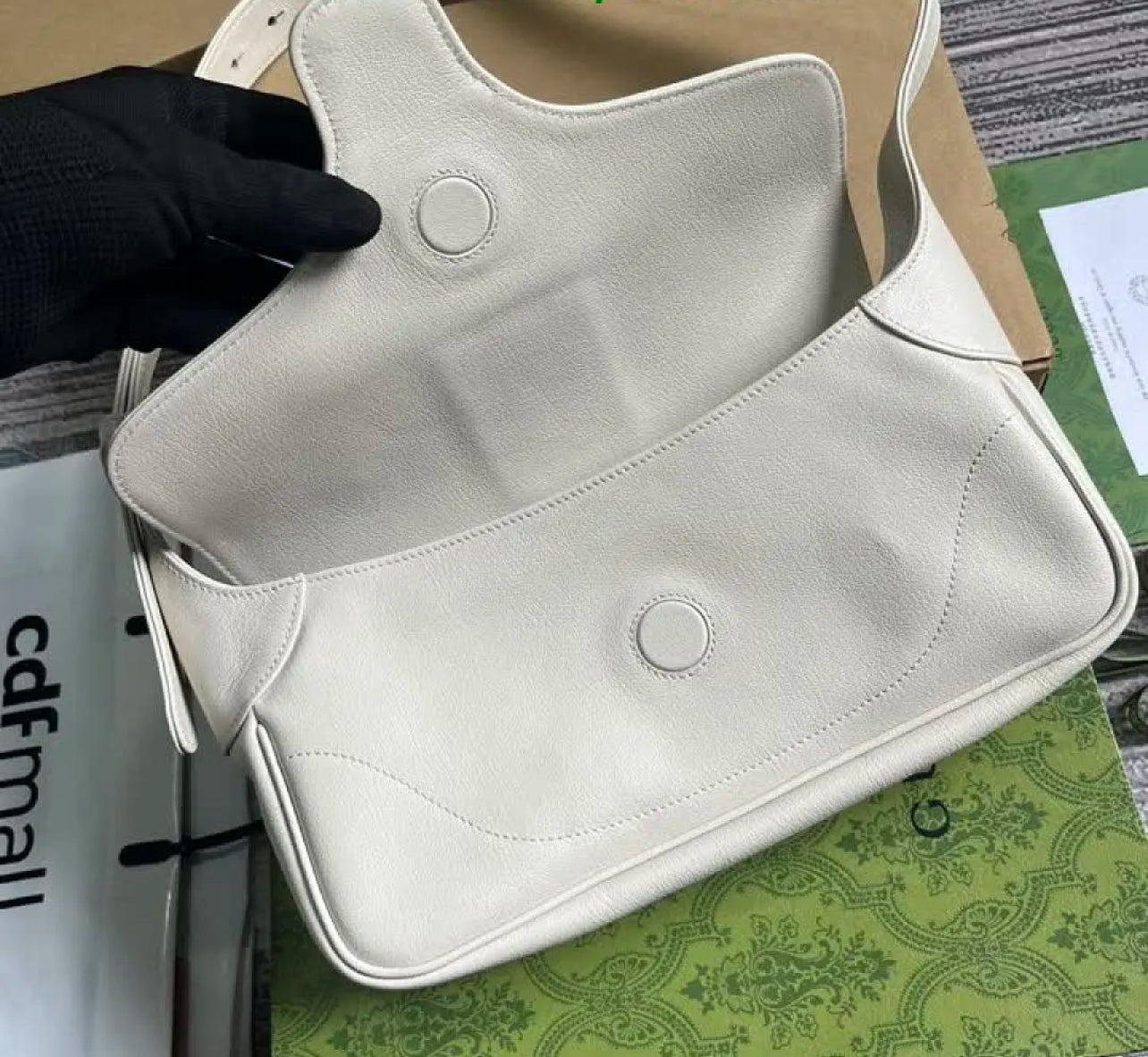Aphrodite Shoulder Bag