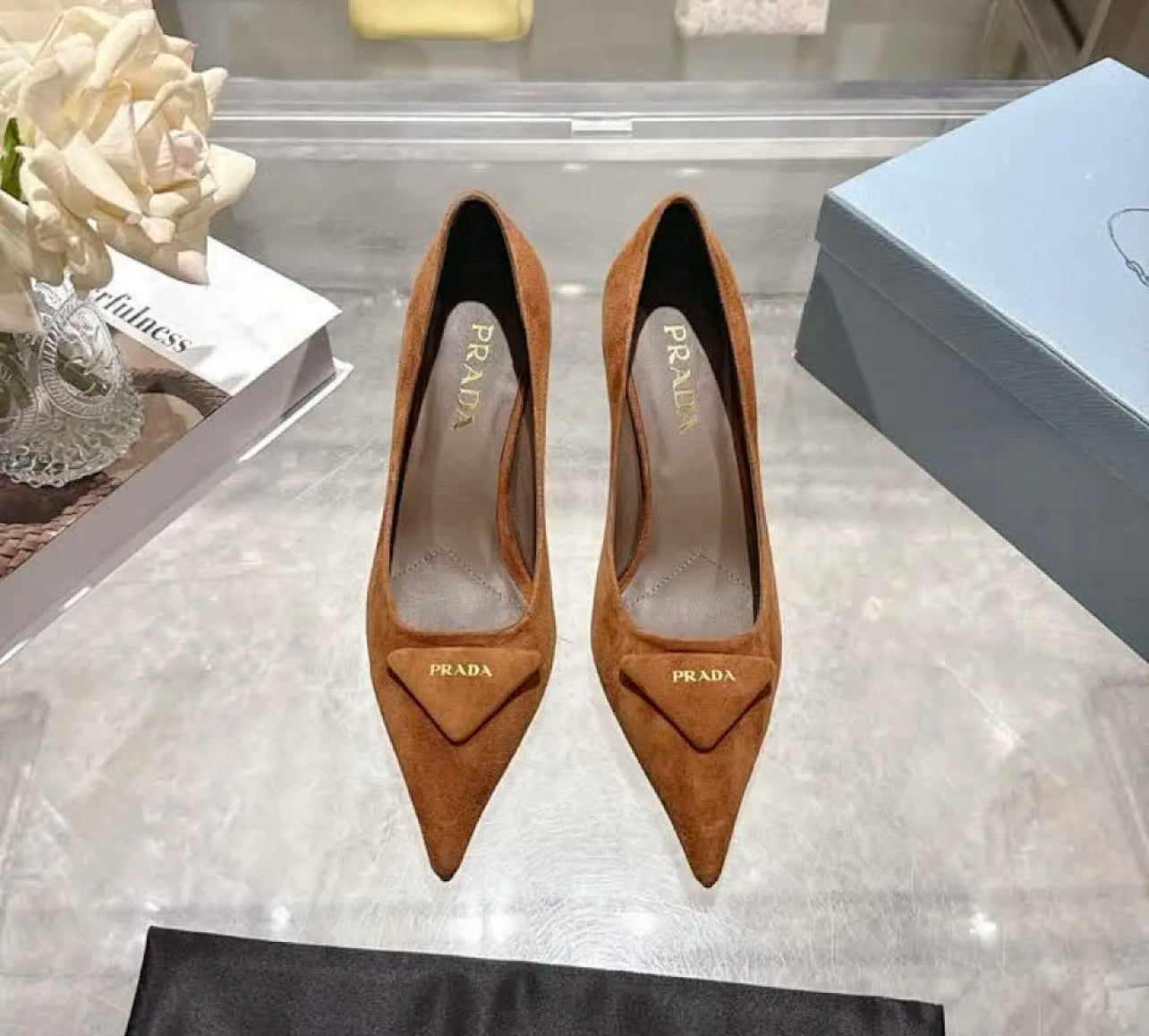 Suede Pumps