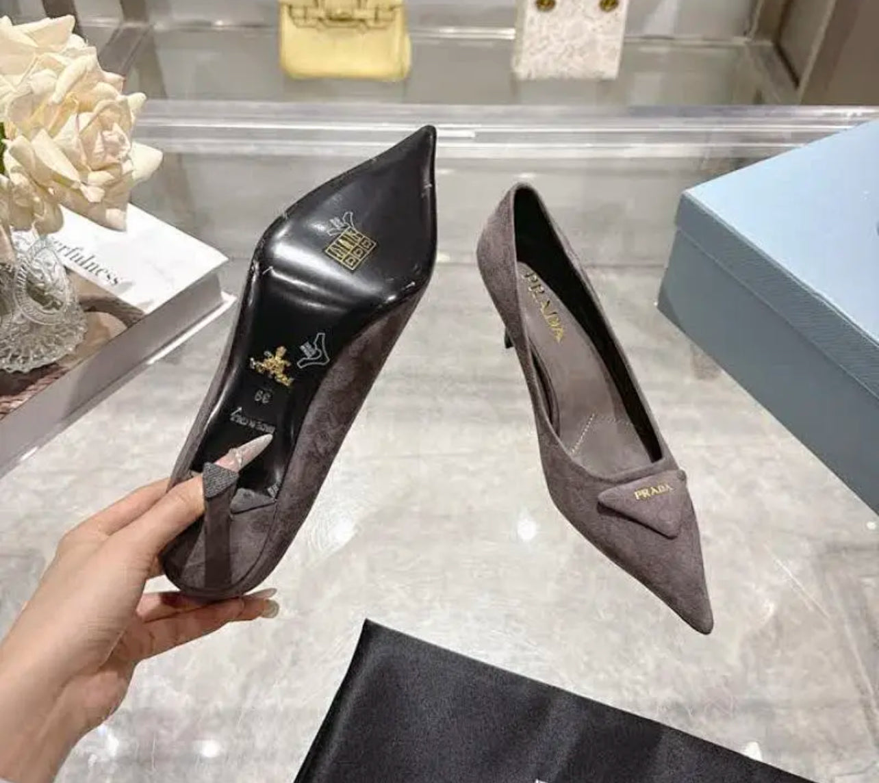Suede Pumps