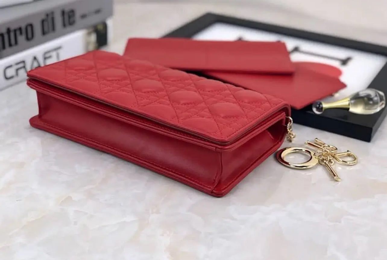 Lady D Clutch