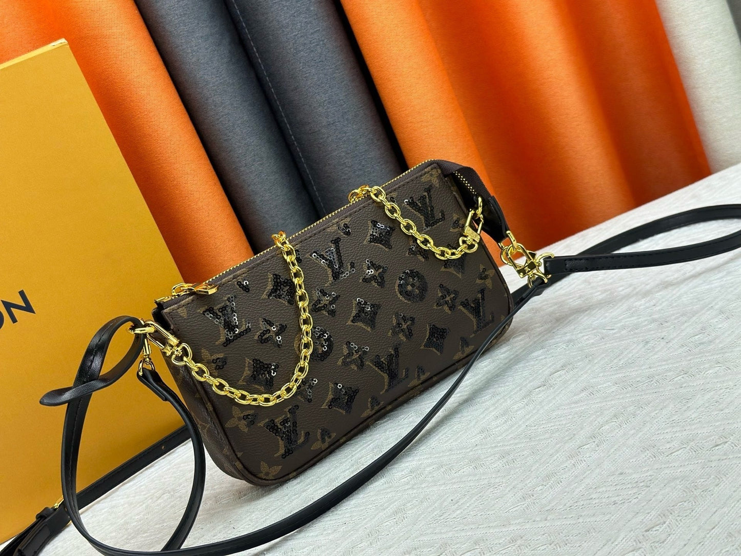 Pochette Accessories