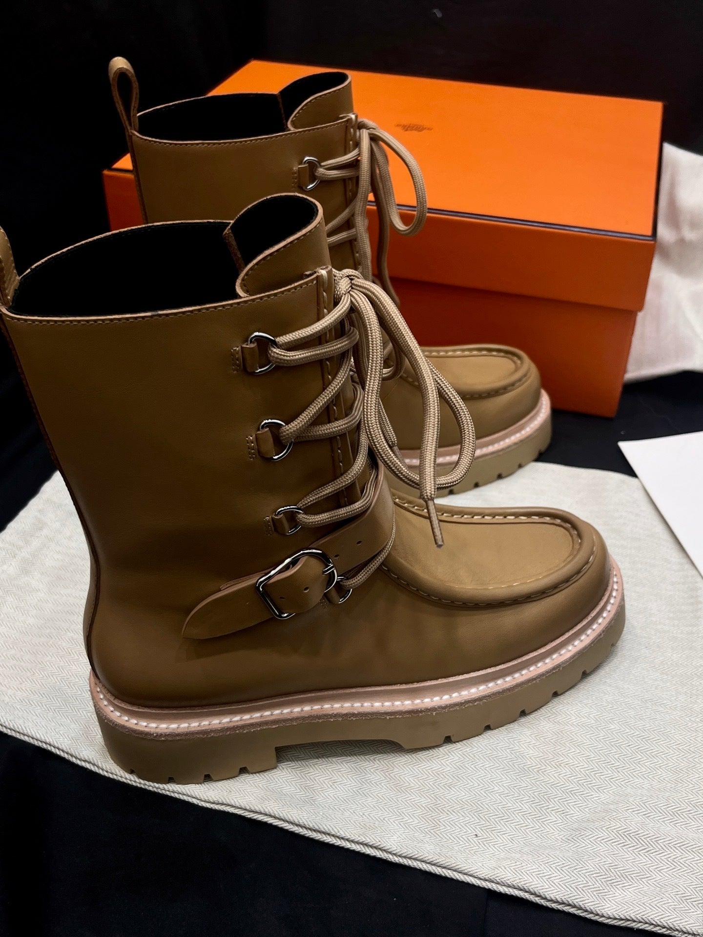 Land Boots