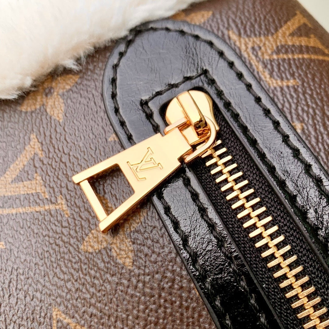 Teddy Mitt Bag
