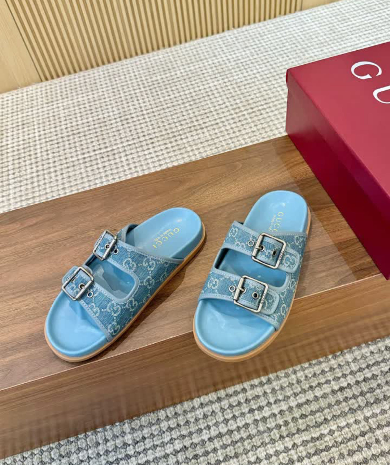 GG Sandals