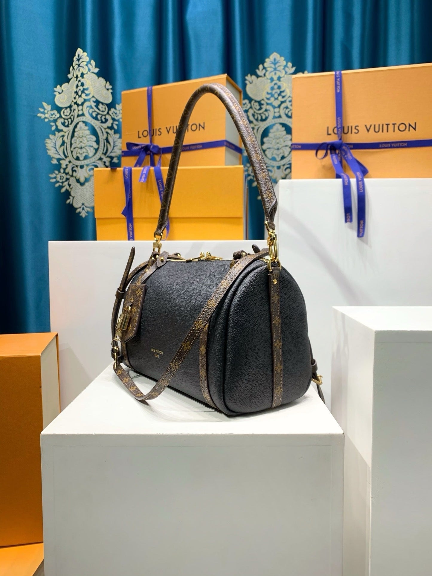 Express Medium Bag