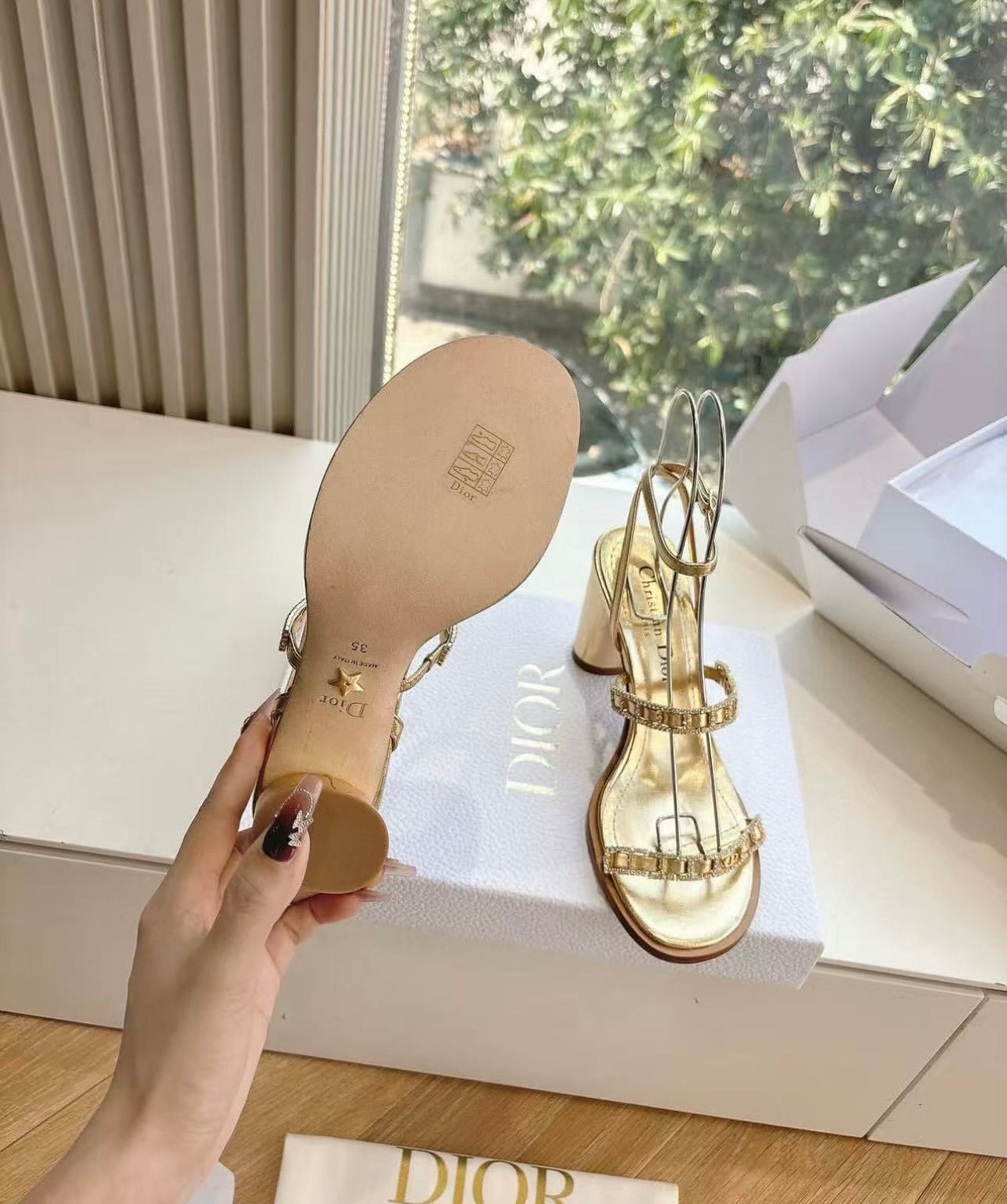 Diorissime Sandals