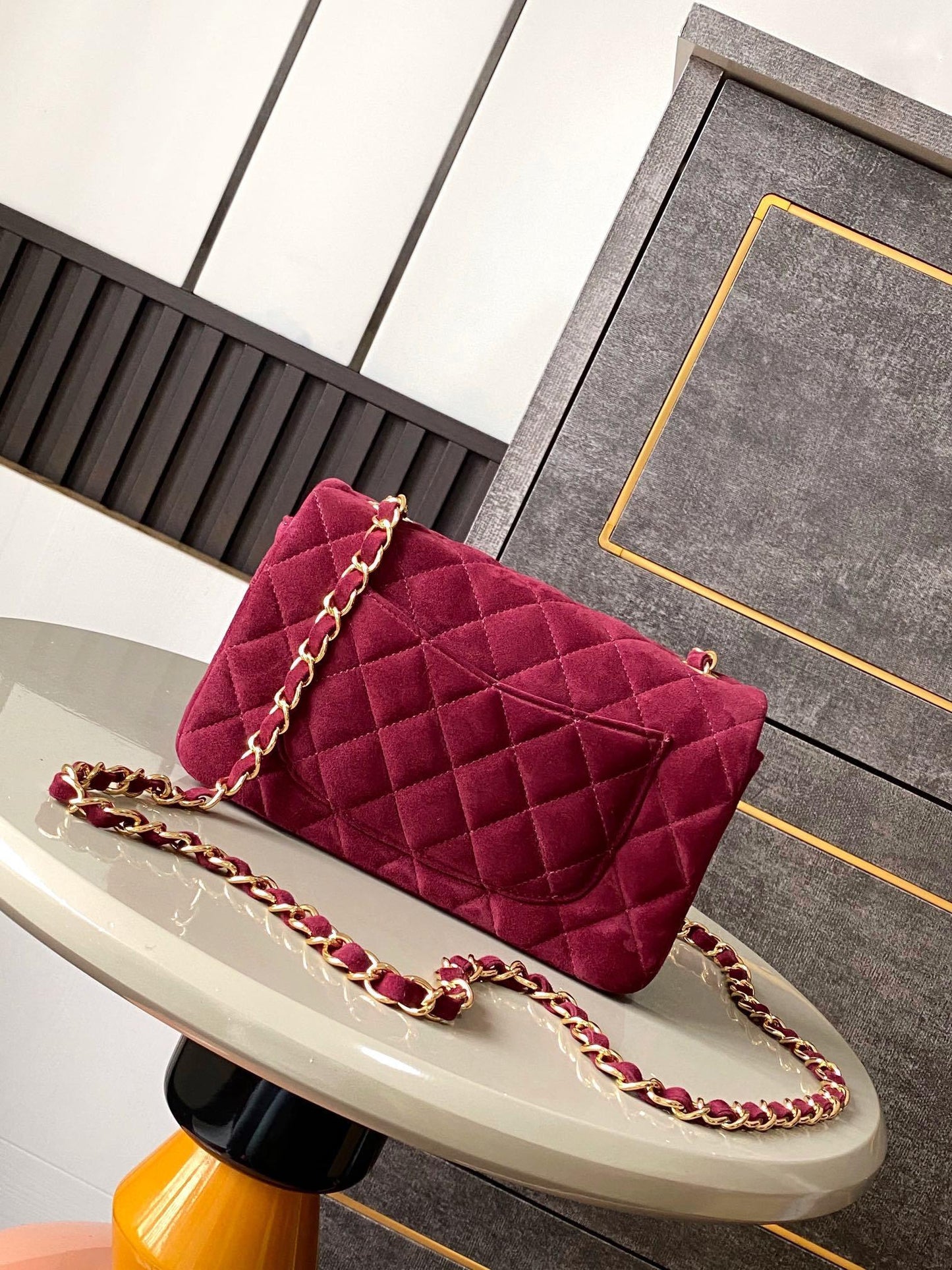 Suede Classic Flap