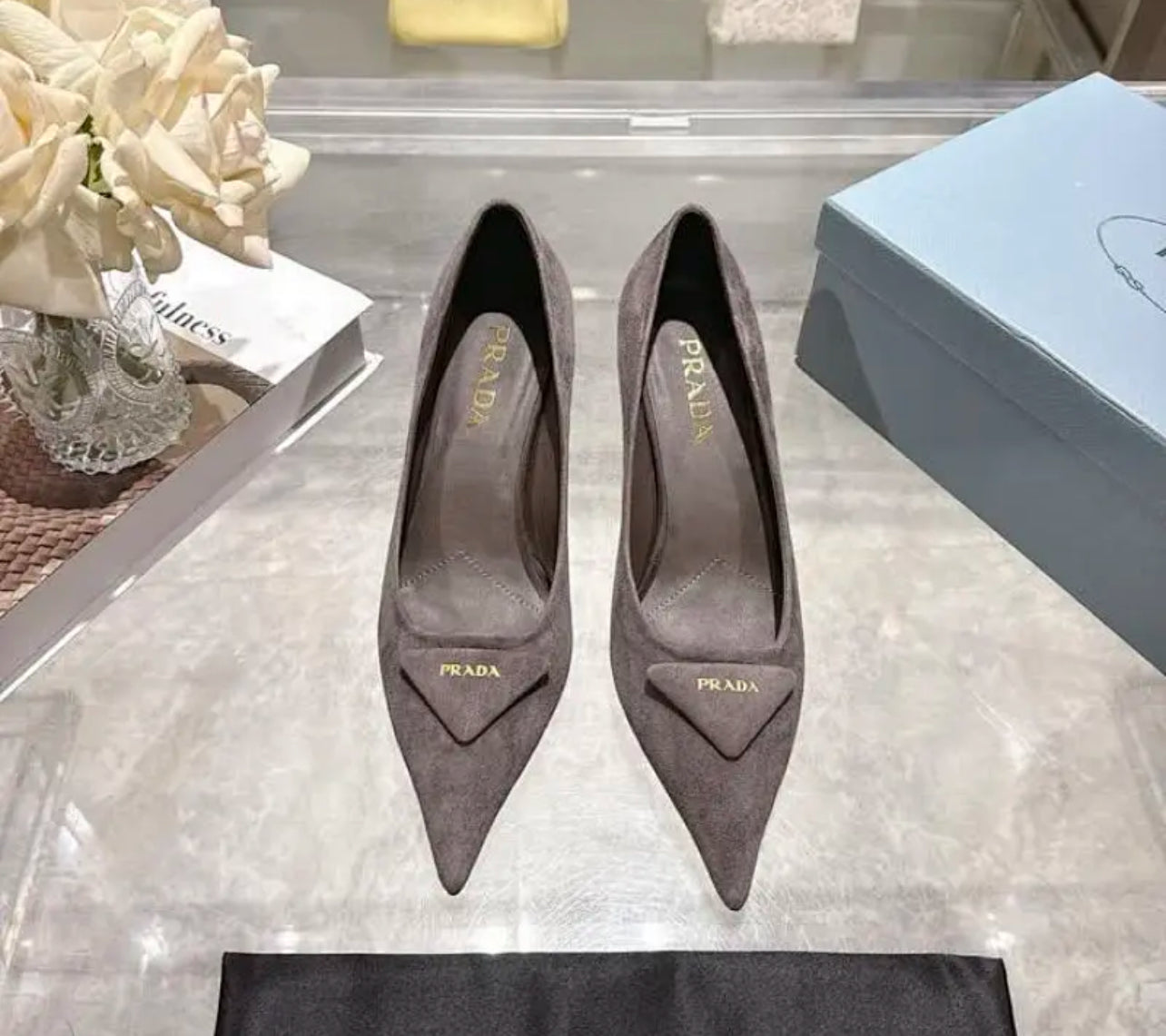 Suede Pumps