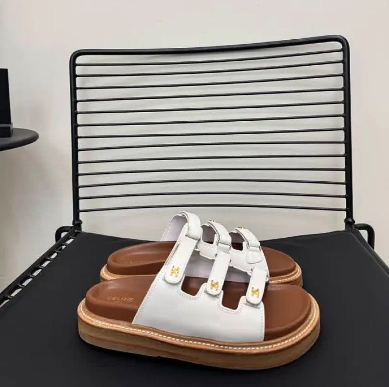 Triomphe Sandals
