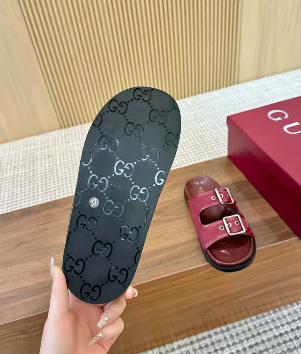 GG Sandals
