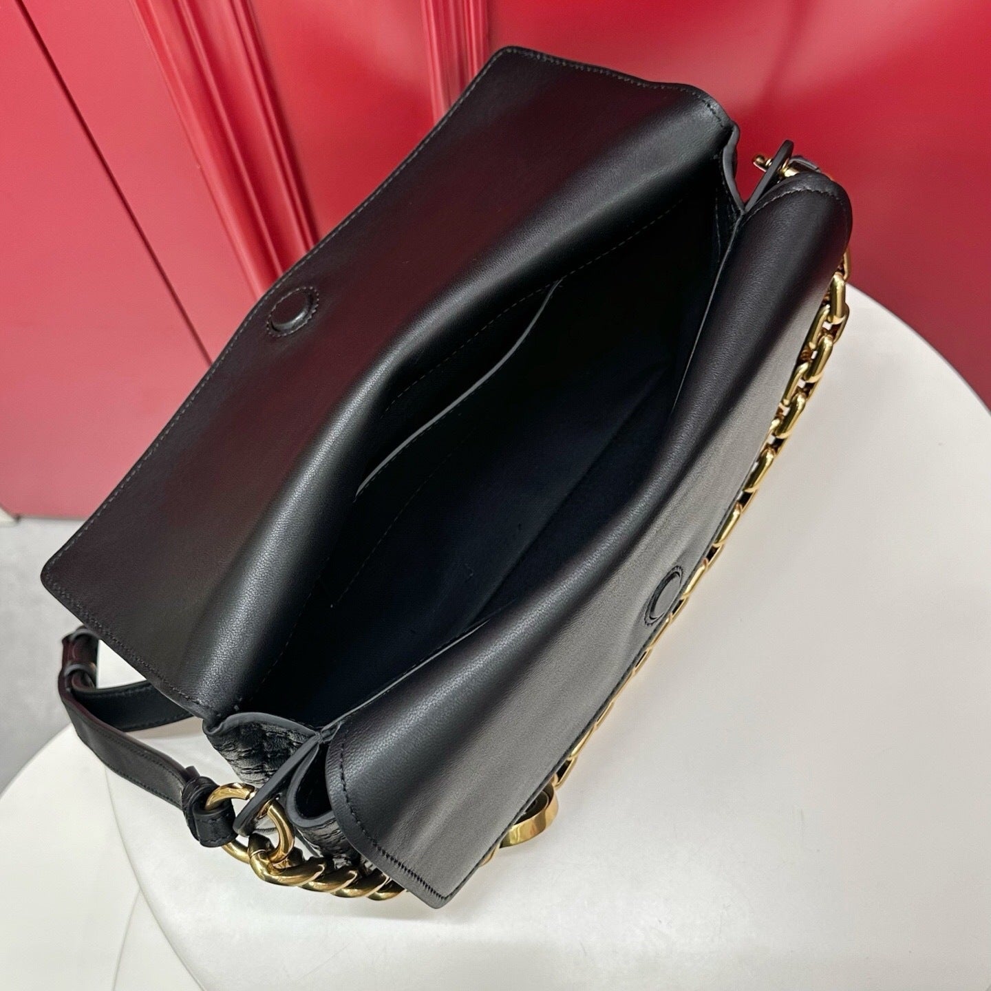 Medium Chain Bag