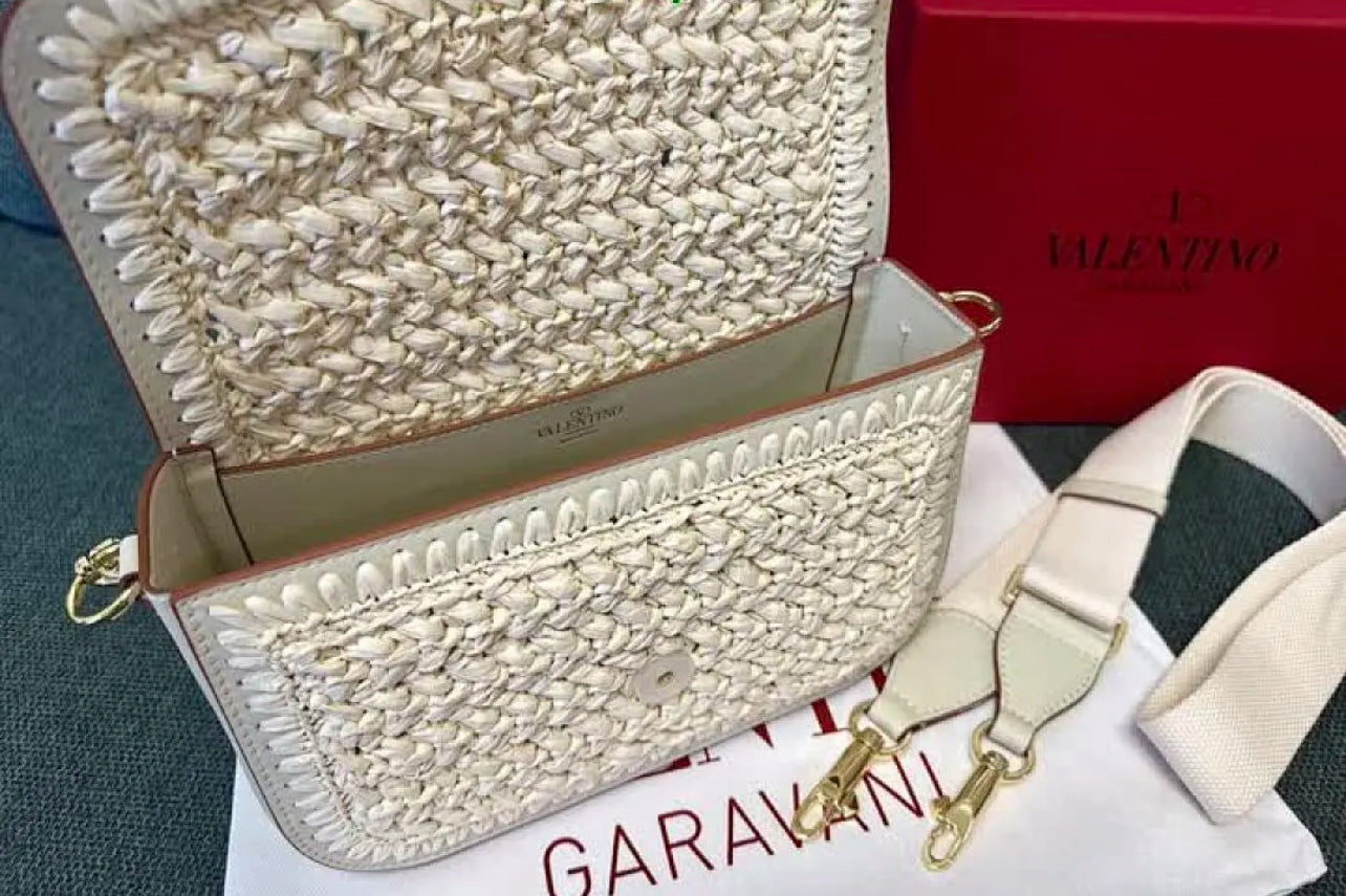 Raffia Shoulder Bag