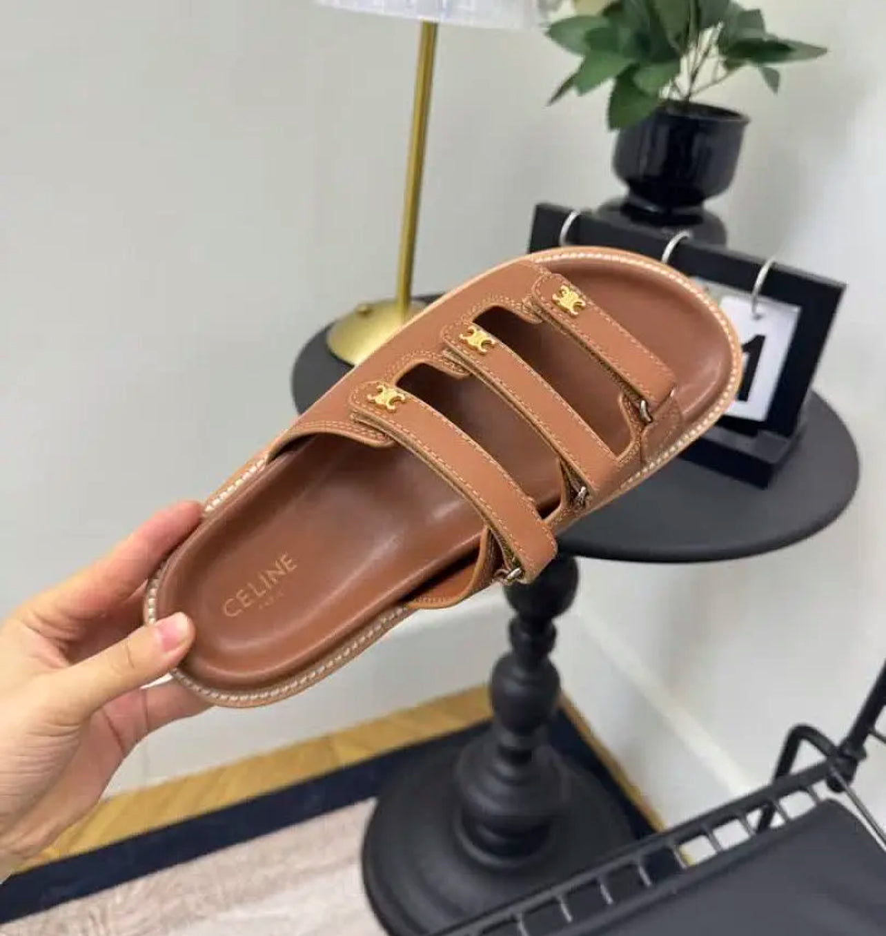 Triomphe Sandals