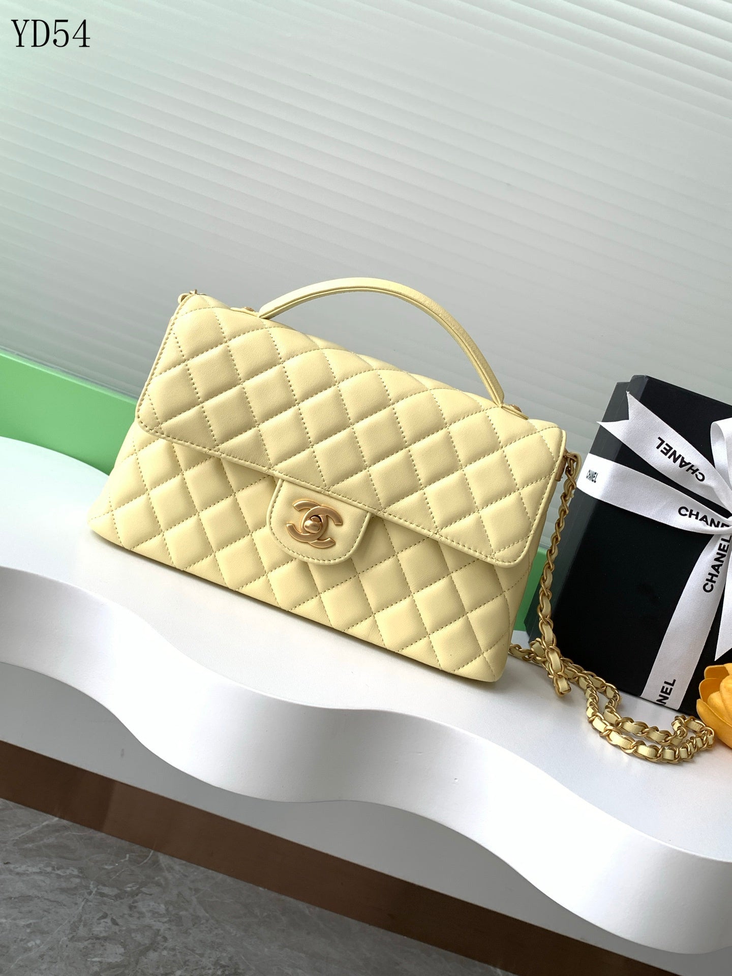 25 Flap Bag