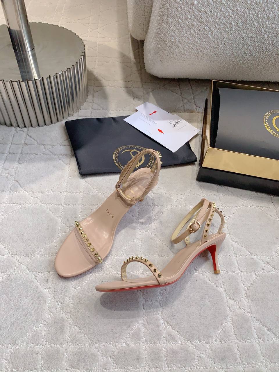 So Me Sandals