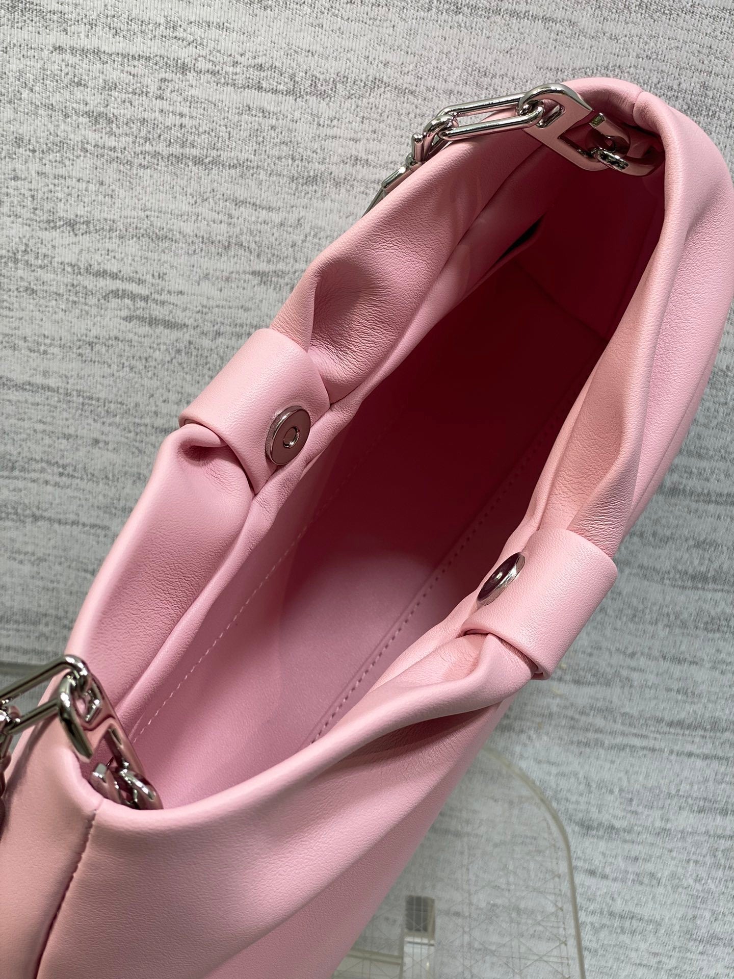 Medium Bow Bag
